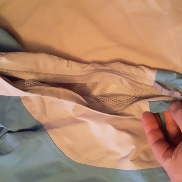 Girls Burton hooded Snowboard jacket size XS - Picture 6 of 13